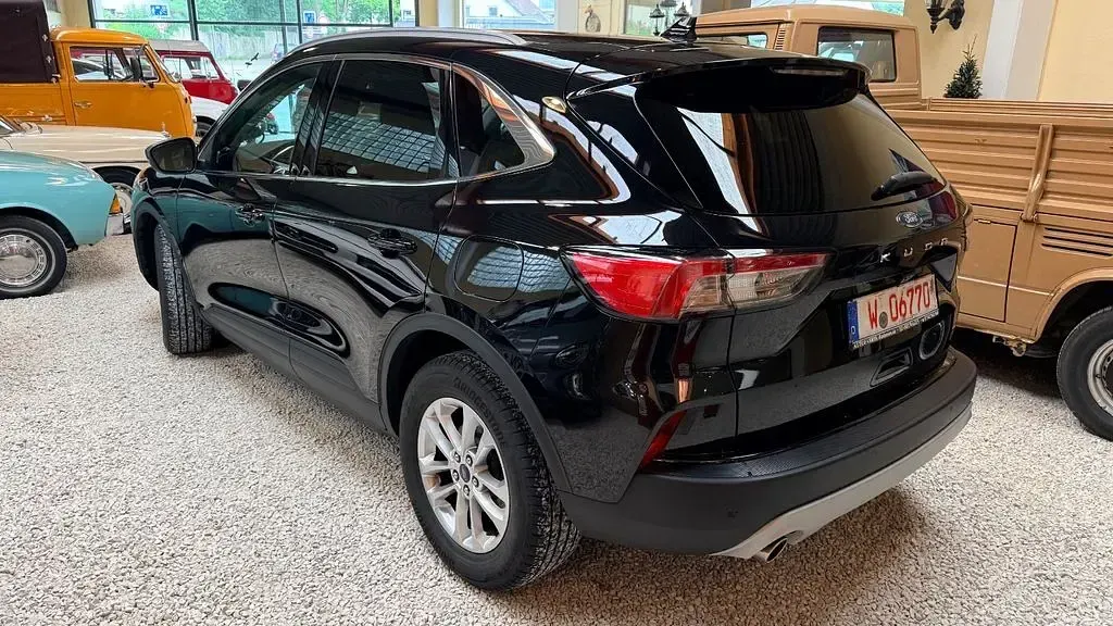 Gebraucht Ford Kuga Titanium 150 PS (110 kW) 2020 Schwarz SUV