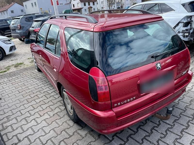 Gebraucht Peugeot 306 87 PS (63 kW) 2001 Violet Kombi