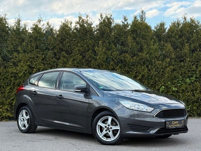 Second-hand Ford Focus Basis 101 CP (74 kW) 2017 Gri Berlinǎ