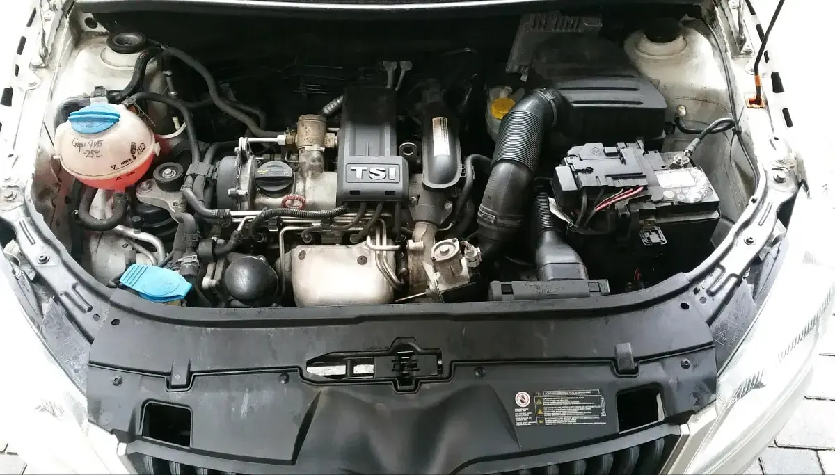 Gebraucht Skoda Roomster 105 PS (77 kW) 2011 Weiß Van / Kleinbus