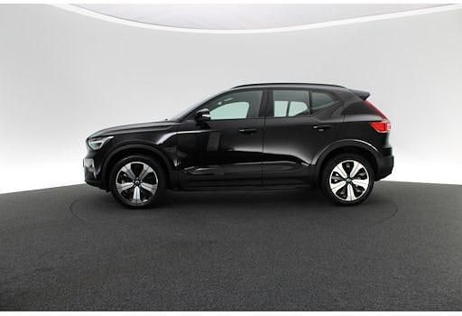 Gebraucht Volvo EX40 Core 175 kW (238 PS) 2022 Schwarz SUV