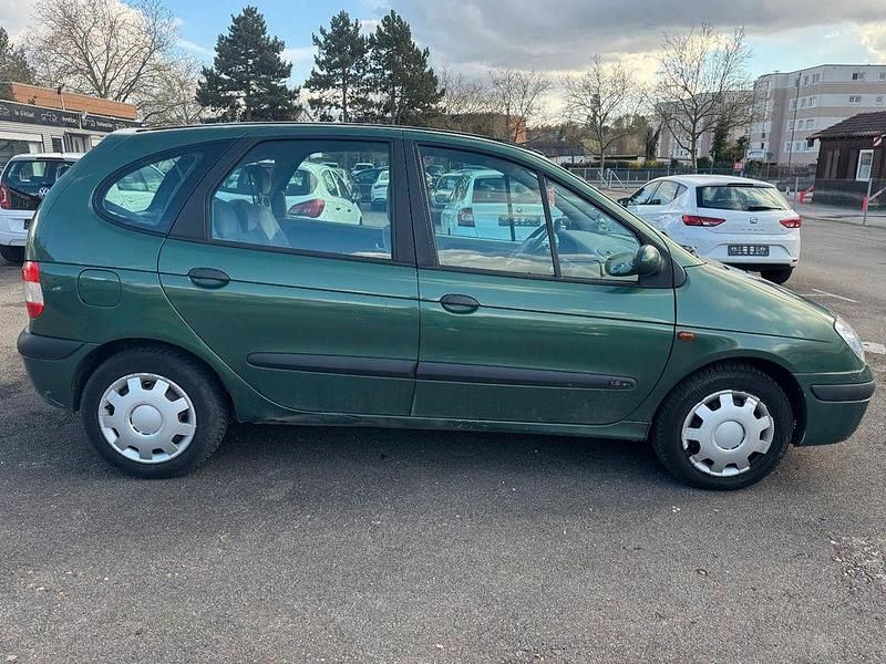Gebraucht Renault Scénic Authentique 107 PS (78 kW) 2003 Grün Van / Kleinbus