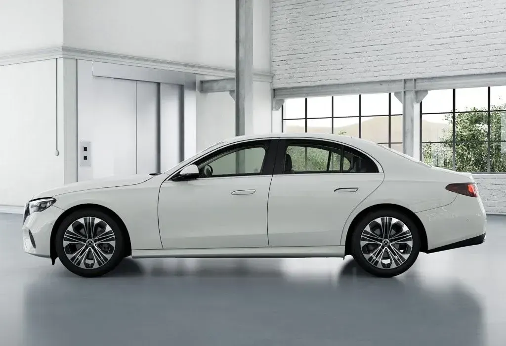 Gebraucht Mercedes E220 Avantgarde 197 PS (144 kW) 2025 Weiss unilack polarweiß Limousine