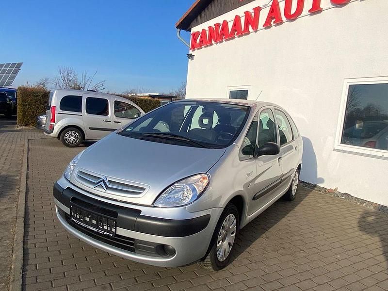Gebraucht Citroën Xsara Picasso Comfort 116 PS (85 kW) 2005 Silber Van / Kleinbus