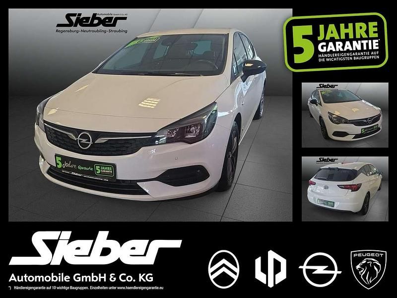 Schneeweiss Gebraucht 2021 Opel Astra Design & Tech Limousine | 13.490 € (Fairer Preis) - Bild 1/4