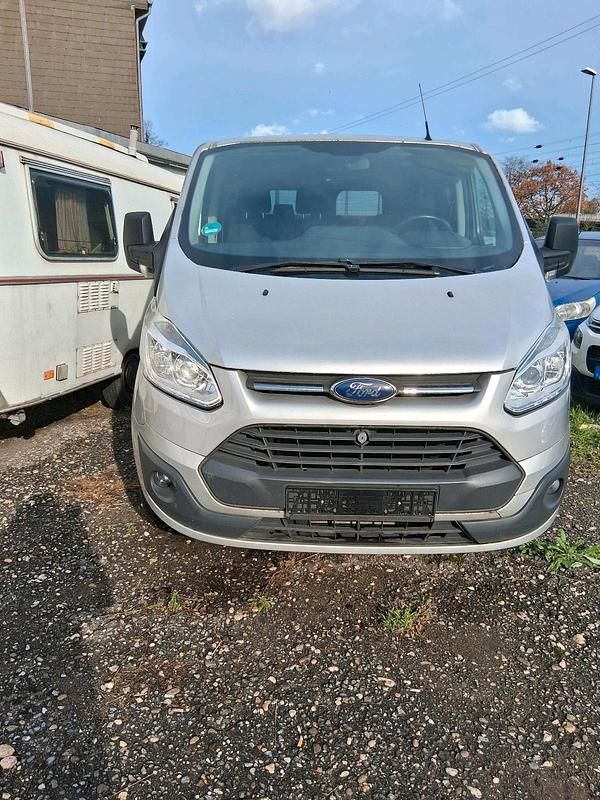 Grau Gebraucht 2016 Ford Transit Custom Van / Kleinbus | 9.999 € (Etwas zu teuer) - Bild 1/4