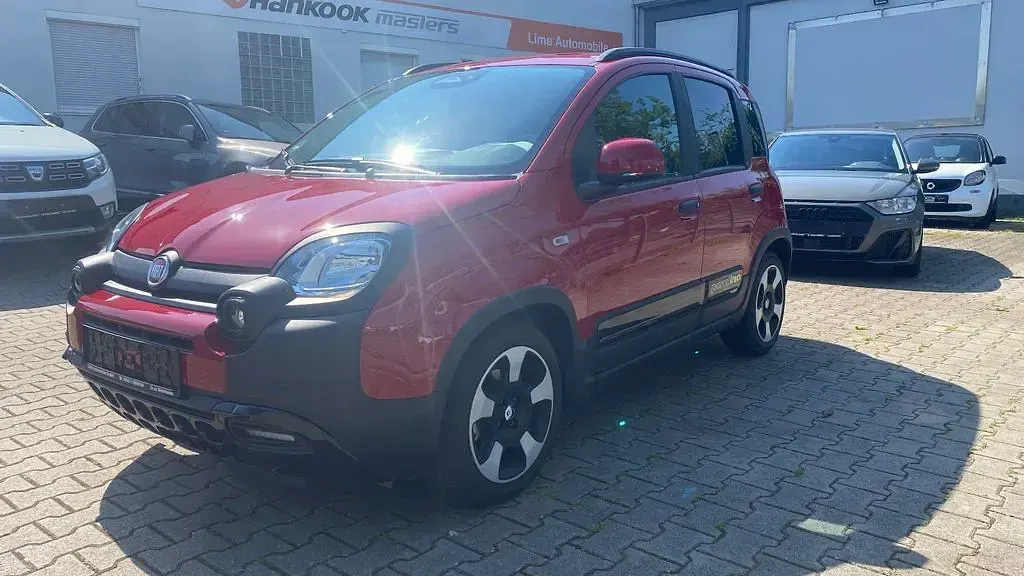 Gebraucht Fiat Panda Cross Cross 69 PS (50 kW) 2024 Rot Kleinwagen