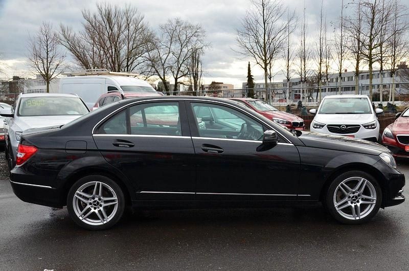Gebraucht Mercedes C180 156 PS (114 kW) 2013 Schwarz Limousine