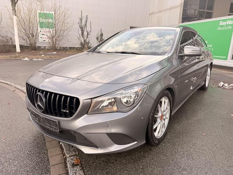 Gebraucht Mercedes CLA250 211 PS (155 kW) 2015 Grau Limousine