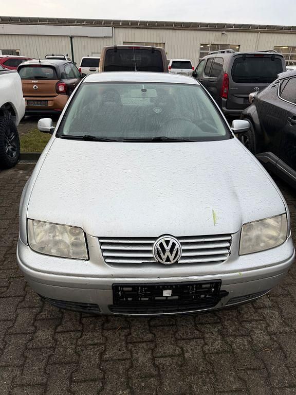 Gebraucht VW Bora Comfortline 116 PS (85 kW) 2001 Silber Limousine