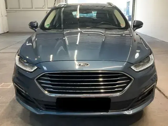 Gebraucht Ford Mondeo Titanium 250 PS (183 kW) 2020 Andere Limousine