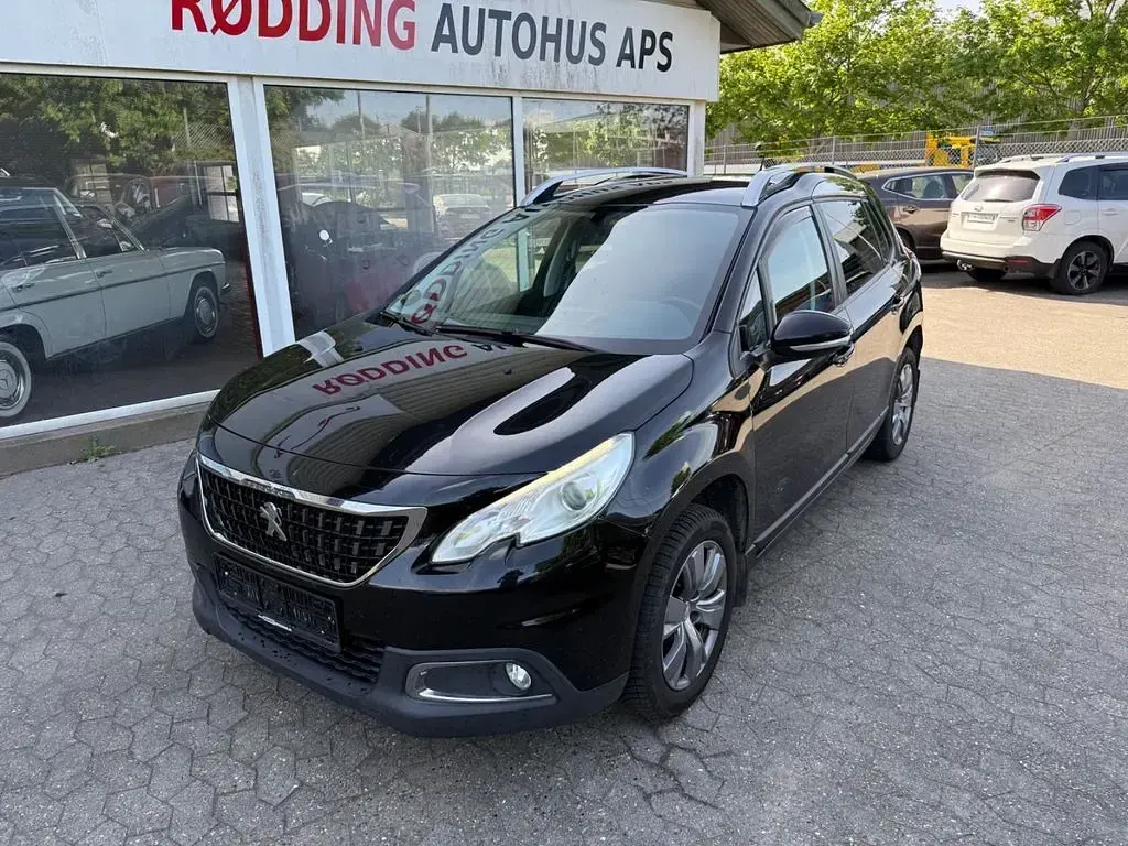 Gebraucht Peugeot 2008 Active 99 PS (72 kW) 2016 Schwarz SUV