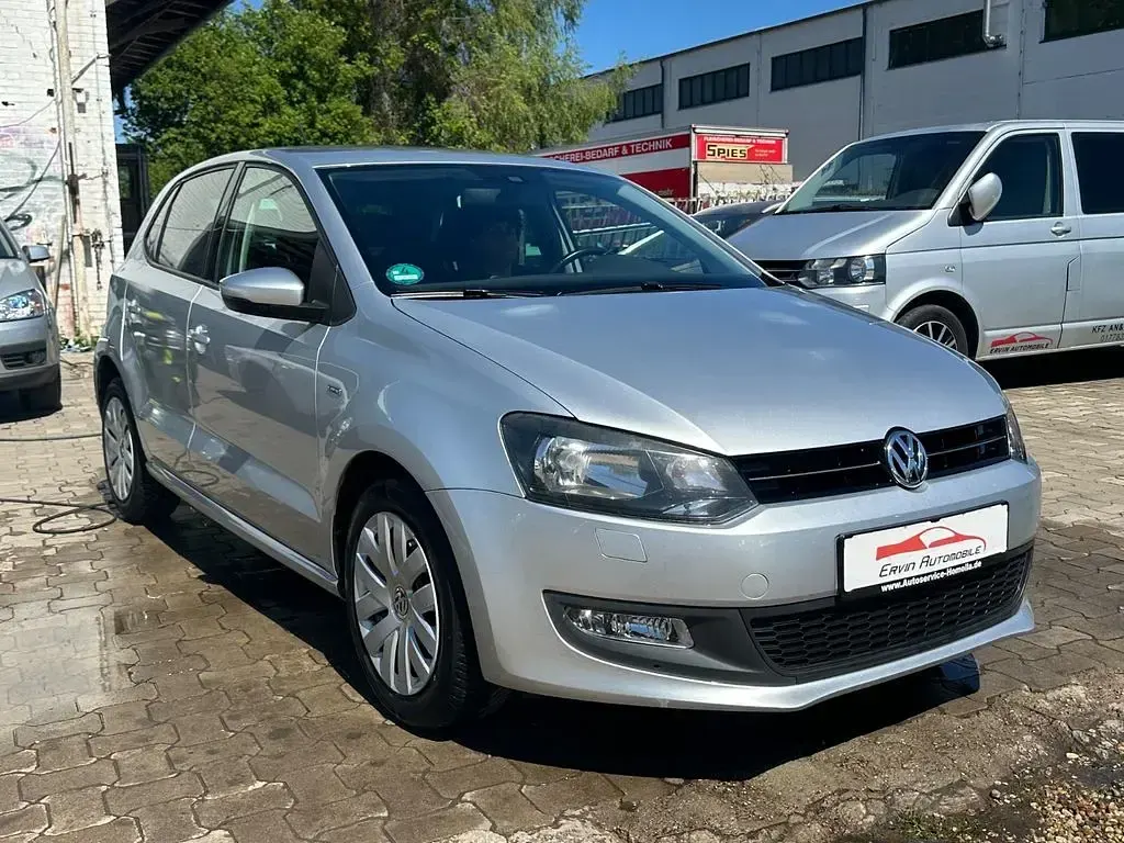 Gebraucht VW Polo Life 69 PS (50 kW) 2013 Silber Kleinwagen