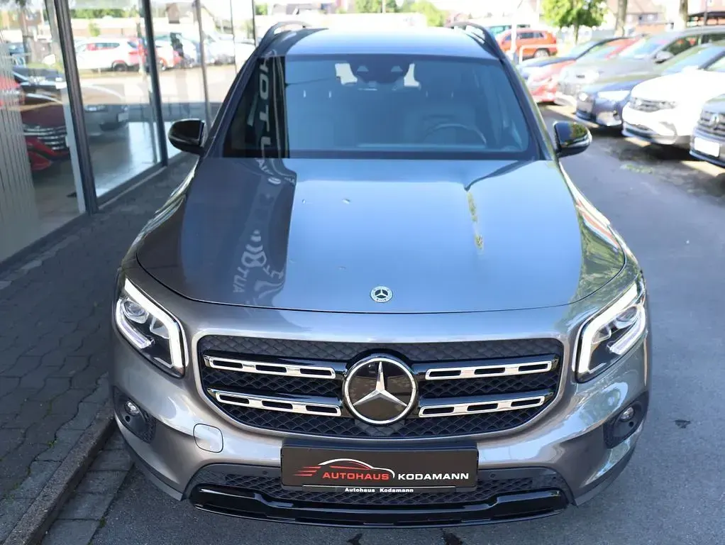 Gebraucht Mercedes GLB220 190 PS (139 kW) 2023 Mountaingrau  met. SUV