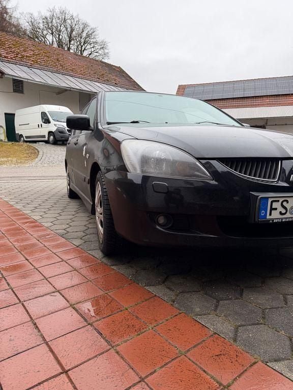 Gebraucht Mitsubishi Lancer 98 PS (72 kW) 2005 Schwarz Kombi