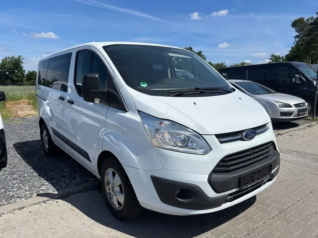 Gebraucht Ford Transit Custom 131 PS (96 kW) 2017 Weiß Van / Kleinbus