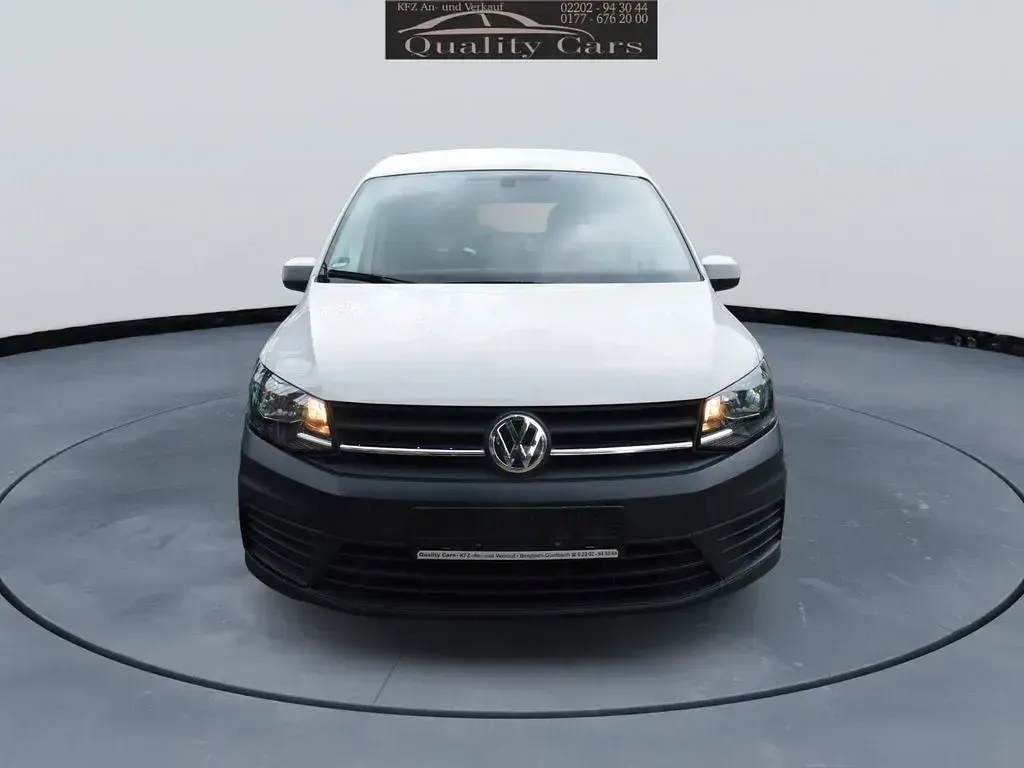 Gebraucht VW Caddy Trendline 102 PS (75 kW) 2019 Weiß Van / Kleinbus