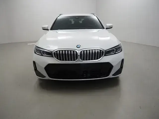 Brugt BMW 318 Performance 150 HK (110 kW) 2024 Hvid Sedan