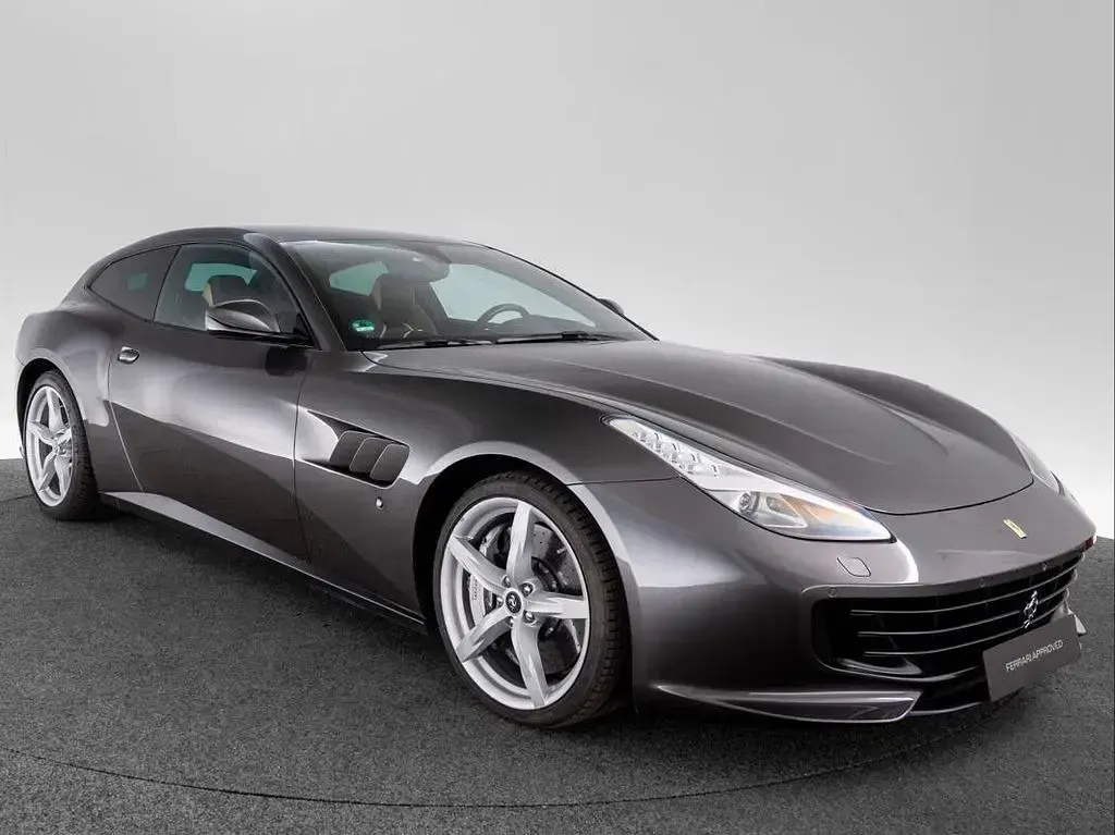Gebraucht Ferrari GTC4Lusso 689 PS (506 kW) 2017 Grau Kombi