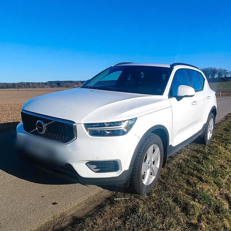 Gebraucht Volvo XC40 150 PS (110 kW) 2018 Weiß SUV