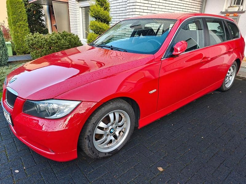 Gebraucht 2006 BMW 325 Sport Line Limousine | 2.799 € (Guter Preis) - Bild 1/4