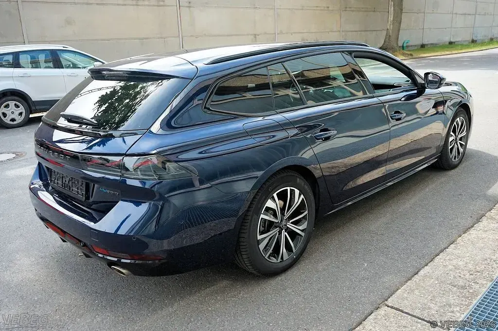 Gebraucht Peugeot 508 Allure 181 PS (133 kW) 2024 Blau Kombi