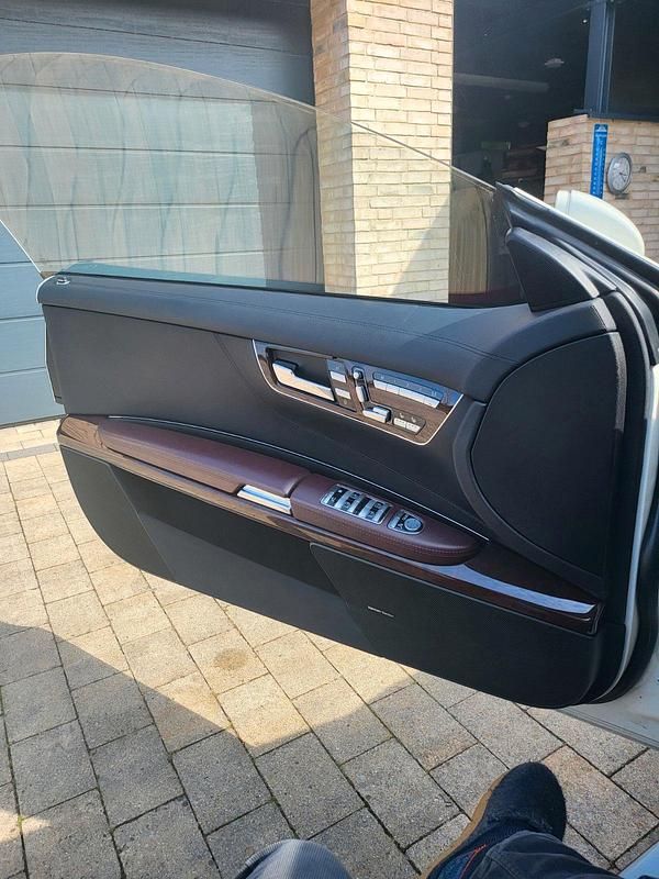 Second-hand Mercedes CL500 2007 Alb Coupe