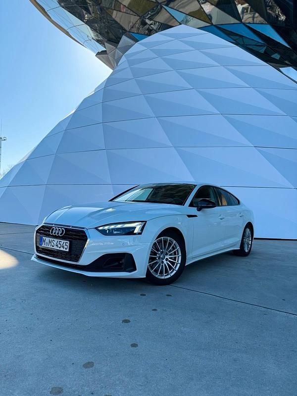 Gebraucht Audi A5 Sportback Design 204 PS (150 kW) 2020 Weiß Kleinwagen