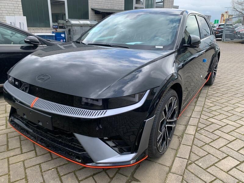 Schwarz Gebraucht 2024 Hyundai Ioniq 5 SUV | 56.500 € (Superpreis) - Bild 1/4