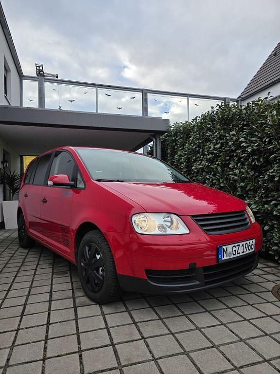 Gebraucht VW Touran Conceptline 102 PS (75 kW) 2005 Rot Van / Kleinbus