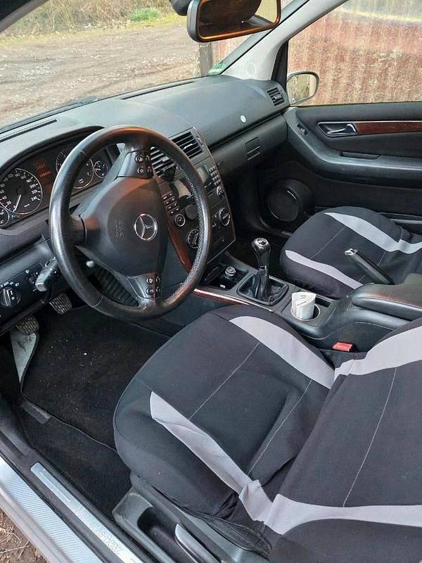 Gebraucht Mercedes A150 2008 Silber Kleinwagen