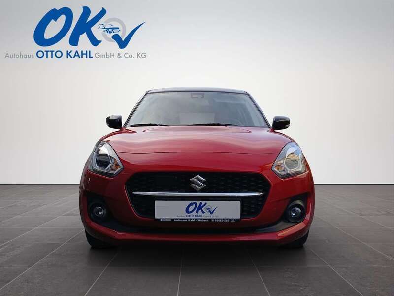 Rot Gebraucht 2024 Suzuki Swift Comfort+ Kleinwagen | 17.990 € (Fairer Preis) - Bild 1/4