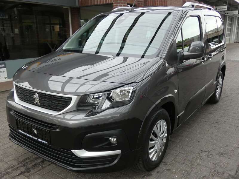 Gris platinium Gebraucht 2018 Peugeot Rifter Active Van / Kleinbus | 17.950 € (Fairer Preis) - Bild 1/4