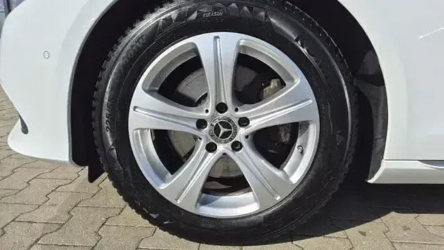 Usata Mercedes E250 211 CV (155 kW) 2018 Andere Berlina