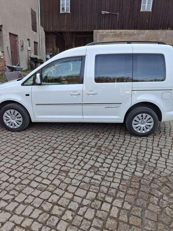 Gebraucht VW Caddy Edition 106 PS (77 kW) 2012 Weiß Van / Kleinbus