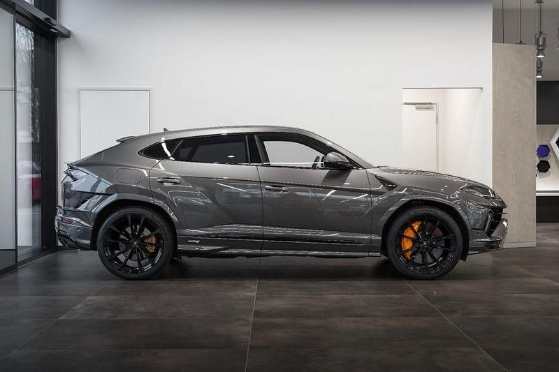 Gebraucht Lamborghini Urus 666 PS (489 kW) 2024 Grau SUV