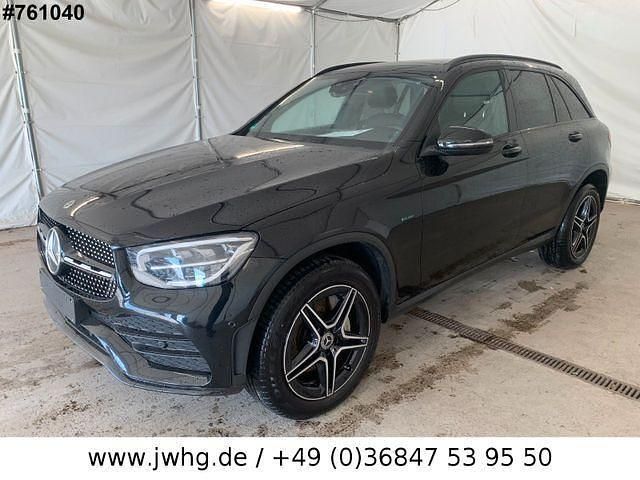 Black metallic Gebraucht 2020 Mercedes GLC300e AMG line SUV | 35.450 € (Etwas zu teuer) - Bild 1/4
