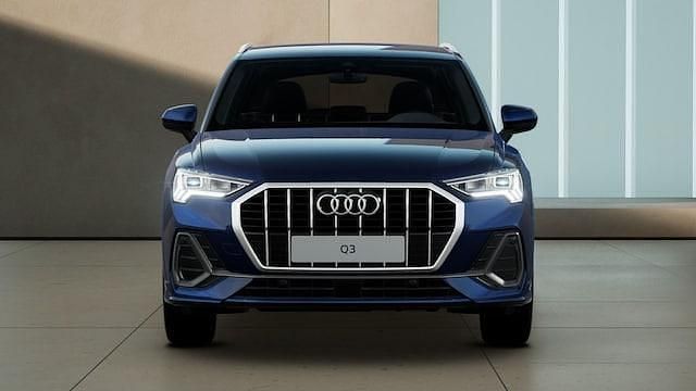 Gebraucht Audi Q3 S-Line 150 PS (110 kW) 2024 Navarrablau metallic SUV