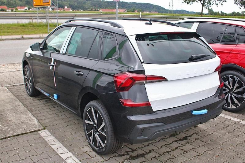Schwarzmagic perleffekt Neu 2025 Skoda Kamiq Tour SUV | 32.090 € (Fairer Preis) - Bild 1/4