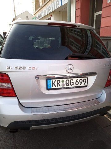 Gebraucht Mercedes ML320 2007 Silber metallic SUV