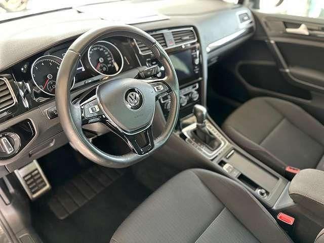 Gebraucht VW Golf VII Sound 150 PS (110 kW) 2018 Kleinwagen