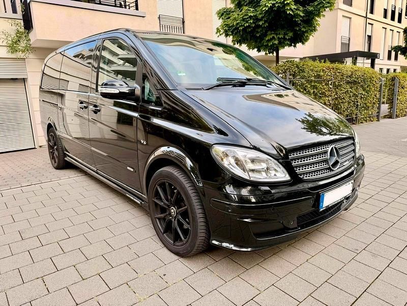 Schwarz Gebraucht 2009 Mercedes Viano Van / Kleinbus | 8.800 € (Superpreis) - Bild 1/4