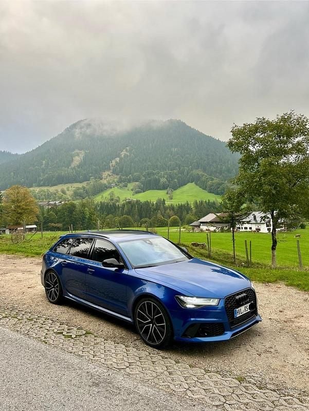 Blau Gebraucht 2017 Audi RS6 Performance Kombi | 52.000 € (Guter Preis) - Bild 1/4