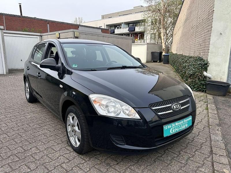 Gebraucht Kia Ceed Attract 109 PS (80 kW) 2009 Schwarz Kleinwagen