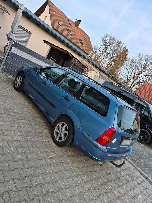 Gebraucht Ford Focus 101 PS (74 kW) 2003 Blau Kombi