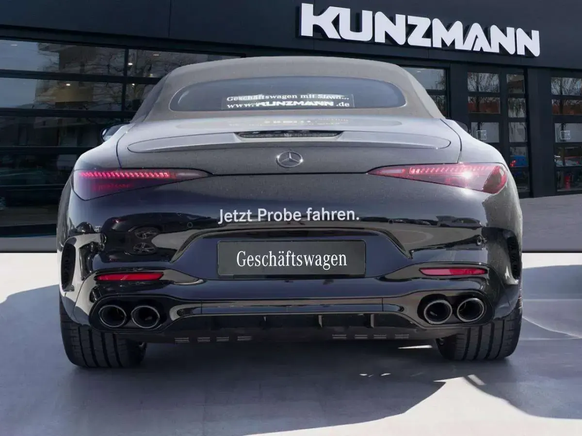 Gebraucht Mercedes SL43 AMG AMG 421 PS (309 kW) 2026 Obsidianschwarz metallic Cabrio