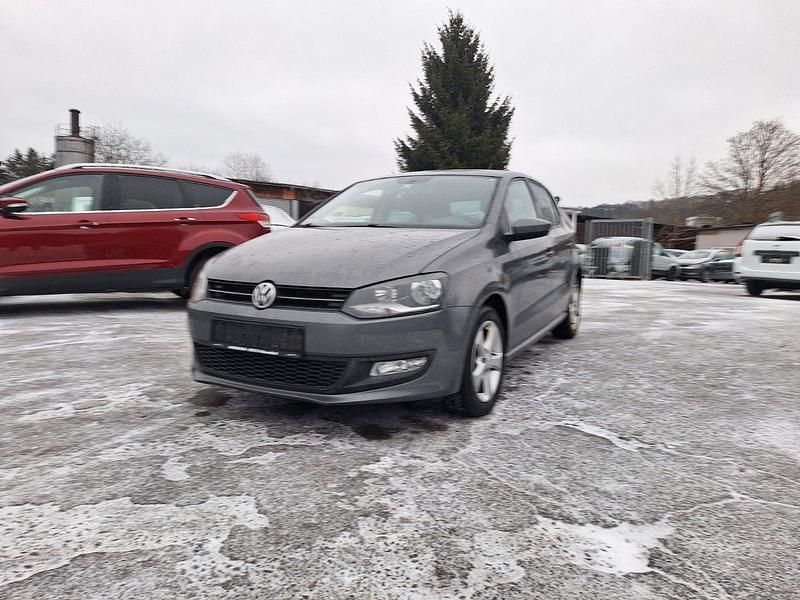 Grau Gebraucht 2011 VW Polo Team Kleinwagen | 1.980 € (Superpreis) - Bild 1/4