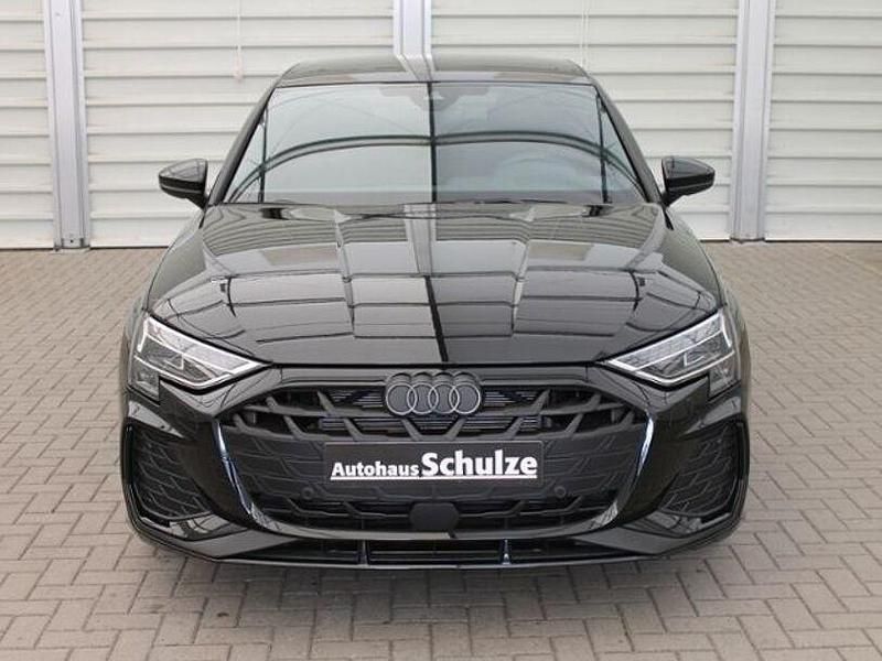 Gebraucht Audi A3 S-Line 150 PS (110 kW) 2025 Schwarz Limousine