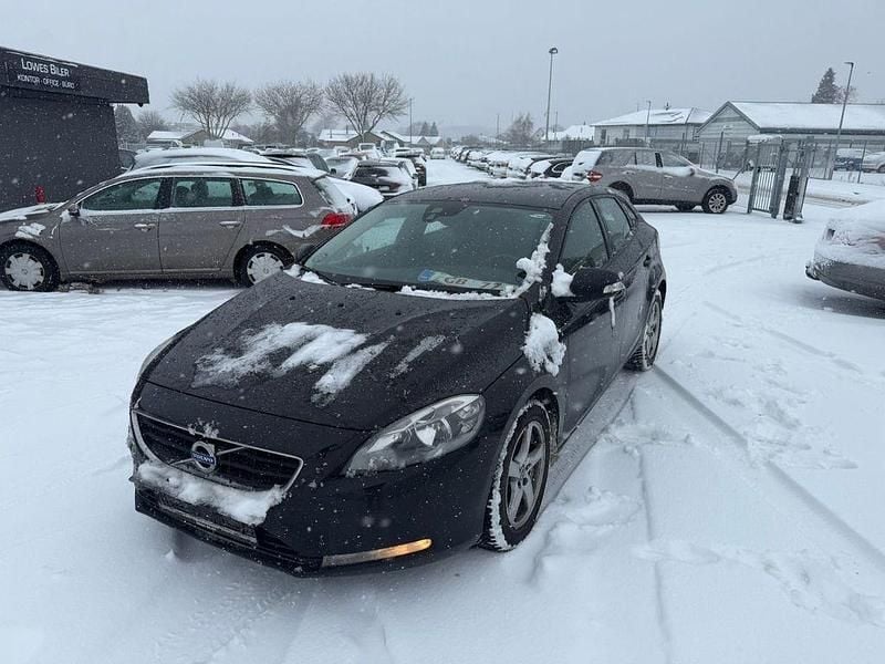 Gebraucht Volvo V40 Kinetic 190 PS (139 kW) 2014 Schwarz Limousine