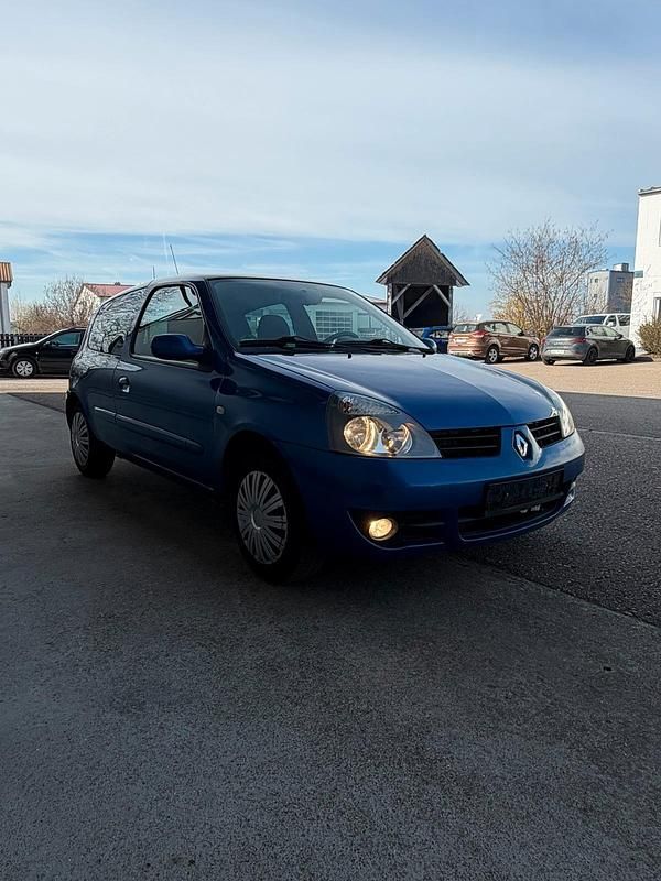 Gebraucht Renault Clio II 58 PS (42 kW) 2007 Blau Kleinwagen